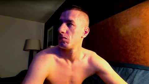 Axl online show from February 2025 06:02:02 AM