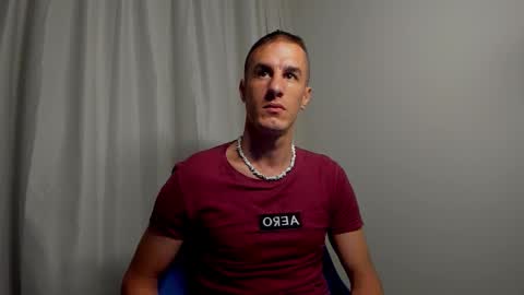 Axl online show from September 2025 10:44:02 PM