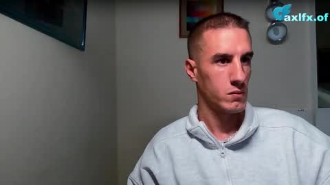 Axl online show from October 2025 10:08:01 PM