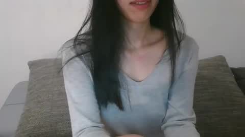 Snapshot of axuepetitt chatting on February 2026 11:41:01 PM axue online show from February 2026 11:41:01 PM