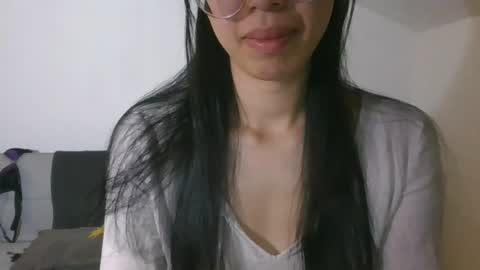 Snapshot of axuepetitt chatting on June 2026 09:08:02 PM axue online show from June 2026 09:08:02 PM