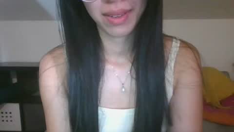 Snapshot of axuepetitt chatting on July 2026 10:41:01 PM axue online show from July 2026 10:41:01 PM