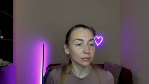 Snapshot of ay_kiss_jully chatting on March 2025 04:02:01 PM Jully online show from March 2025 04:02:01 PM