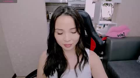 Snapshot of aya_moon chatting on September 2025 05:45:02 AM Aya Moon online show from September 2025 05:45:02 AM