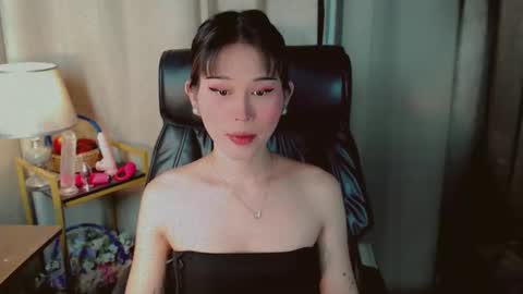 Snapshot of ayahoshilovesyou chatting on May 2026 06:47:01 PM AYAHOSHILOVESYOU online show from May 2026 06:47:01 PM