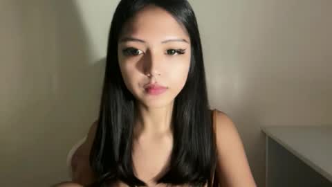 Snapshot of ayalvrs18 chatting on June 2026 02:01:02 AM ayalvrs18 online show from June 2026 02:01:02 AM