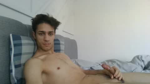 Snapshot of ayazdemir chatting on January 2025 08:54:01 AM Ayaz online show from January 2025 08:54:01 AM