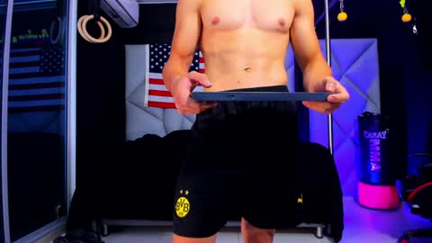 Ayden Miller online show from February 2025 04:58:01 PM