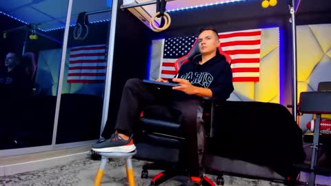 Ayden Miller online show from September 2025 11:48:01 PM