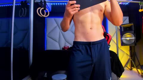 Ayden Miller online show from May 2026 10:10:02 AM