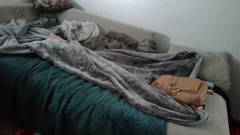 Erinn online show from September 2025 06:30:01 PM