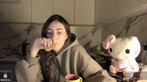 Ayesha online show from February 2026 09:09:02 PM