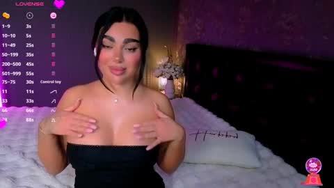  Ayla Demir  online show from November 2025 11:19:02 PM