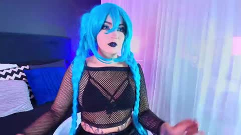 Aylen online show from April 2026 08:43:01 PM