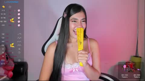 Snapshot of aylenmiller_ chatting on April 2026 01:47:02 AM Aylen online show from April 2026 01:47:02 AM