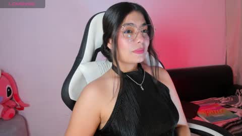 Snapshot of aylenmiller_ chatting on August 2026 01:08:01 AM Aylen online show from August 2026 01:08:01 AM
