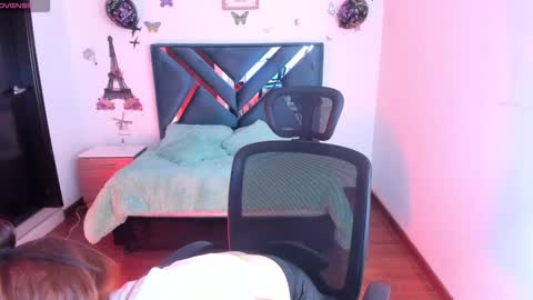 Aylin online show from January 2025 09:37:01 PM