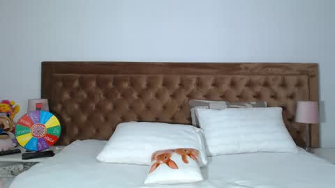 Snapshot of aylinhoney chatting on March 2025 04:43:02 AM Aylin online show from March 2025 04:43:02 AM