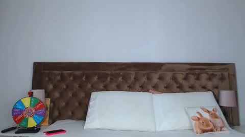 Snapshot of aylinhoney chatting on September 2025 01:07:02 AM Aylin online show from September 2025 01:07:02 AM