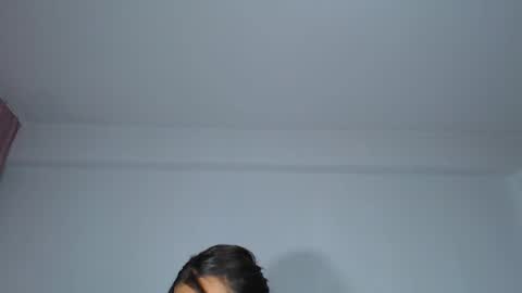 Snapshot of aylinhoney chatting on September 2025 01:43:01 AM Aylin online show from September 2025 01:43:01 AM