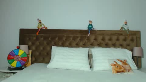 Snapshot of aylinhoney chatting on November 2025 03:49:01 AM Aylin online show from November 2025 03:49:01 AM