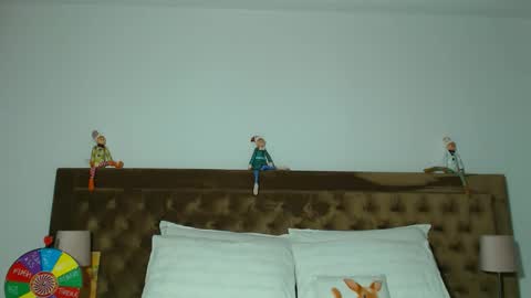 Snapshot of aylinhoney chatting on November 2025 04:06:02 AM Aylin online show from November 2025 04:06:02 AM