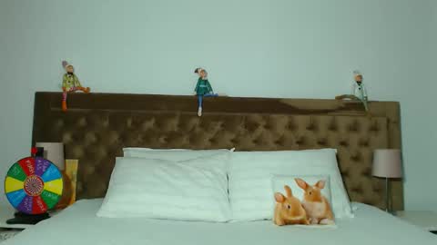 Snapshot of aylinhoney chatting on November 2025 03:49:02 AM Aylin online show from November 2025 03:49:02 AM