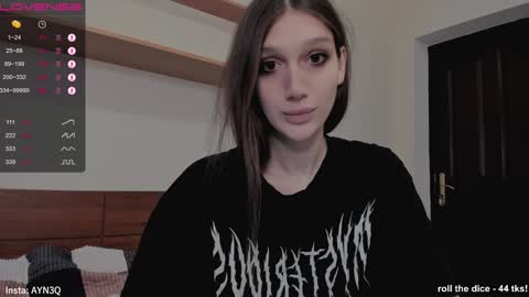 Snapshot of ayn3q chatting on December 2024 04:25:01 AM AYNEK fansly online show from December 2024 04:25:01 AM