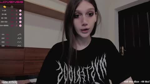 Snapshot of ayn3q chatting on December 2024 02:12:02 AM AYNEK fansly online show from December 2024 02:12:02 AM