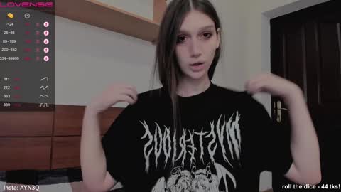 Snapshot of ayn3q chatting on December 2024 07:45:02 AM AYNEK fansly online show from December 2024 07:45:02 AM