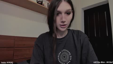 Snapshot of ayn3q chatting on January 2025 10:57:02 PM AYNEK fansly online show from January 2025 10:57:02 PM