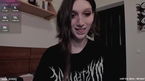 Snapshot of ayn3q chatting on March 2025 02:23:02 PM AYNEK fansly online show from March 2025 02:23:02 PM