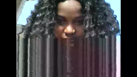Snapshot of aynnah01 chatting on May 2026 06:19:01 AM aynnah01 online show from May 2026 06:19:01 AM