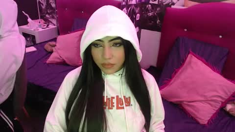 Snapshot of aysel_27 chatting on November 2025 11:37:01 PM Aysel online show from November 2025 11:37:01 PM