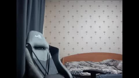 azazelmax online show from October 2025 04:17:02 PM