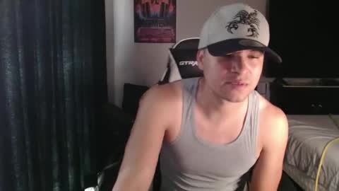 azell19 online show from June 2026 08:20:02 PM