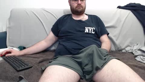 Azer online show from December 2025 09:16:02 AM