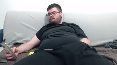 Snapshot of azer912 chatting on April 2026 08:40:01 PM Azer online show from April 2026 08:40:01 PM