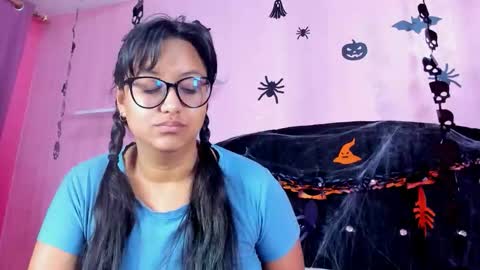 Snapshot of azul_moon chatting on October 2025 03:54:02 AM azul_moon online show from October 2025 03:54:02 AM