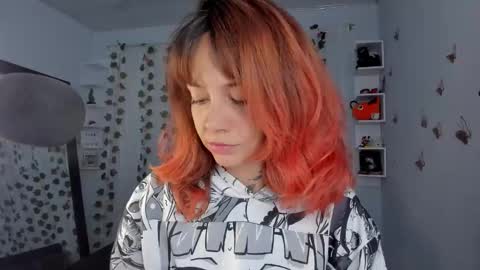 azumi saan online show from October 2025 02:01:02 AM