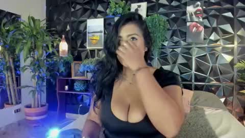 Azuraby online show from October 2025 01:31:02 AM