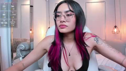 Azura online show from March 2025 01:23:01 AM