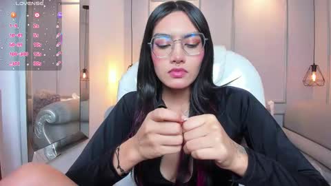 Azura online show from October 2025 07:23:01 PM