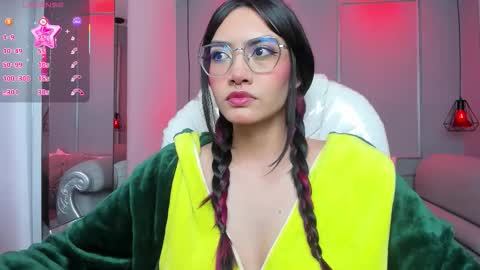 Azura online show from December 2025 07:18:01 PM