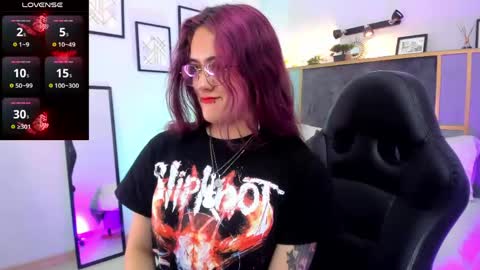 Azurra  online show from May 2026 08:58:01 PM