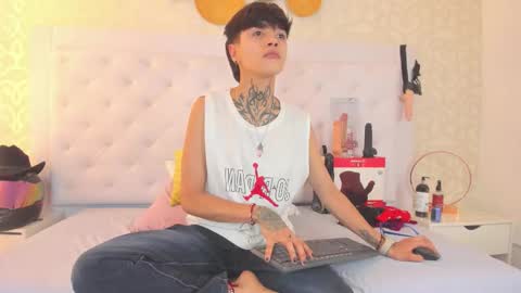Snapshot of b3k_afrodict chatting on October 2025 07:47:01 PM Anny online show from October 2025 07:47:01 PM