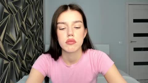 Snapshot of bab_boom chatting on April 2026 08:37:02 AM Monica online show from April 2026 08:37:02 AM