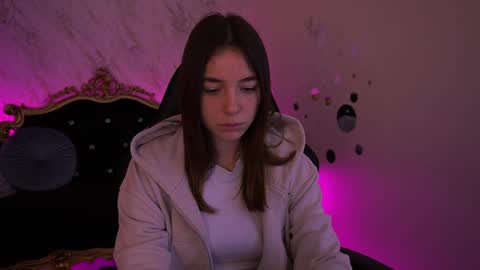 Babe online show from April 2026 06:44:01 AM