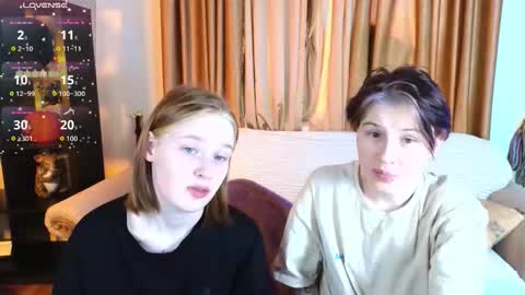 Snapshot of babees_eva chatting on November 2025 11:18:02 AM Sweety Eva online show from November 2025 11:18:02 AM