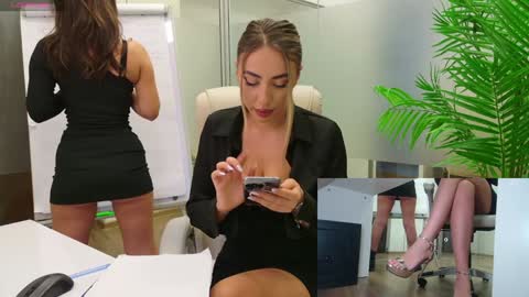 Olivia and Lexi online show from December 2024 08:39:02 PM